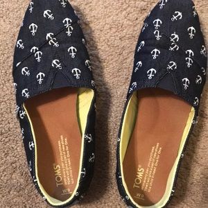 Tom’s Navy Blue/Denim Classics with White Anchors